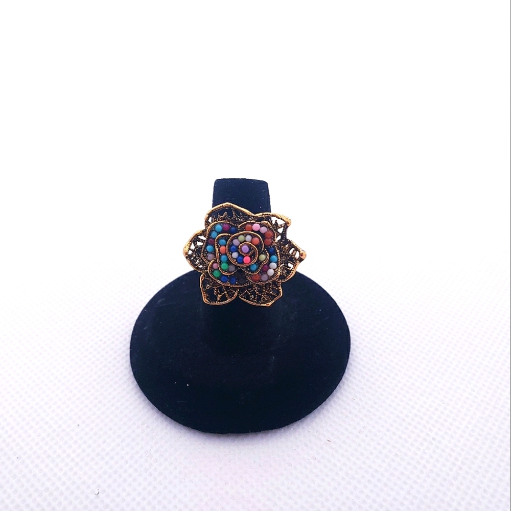 WOMAN'S SIZE 7 BOHEMIAN RING MOROCCAN COLORED BEADS TRIBAL FLOWER GOLD TONE NWT